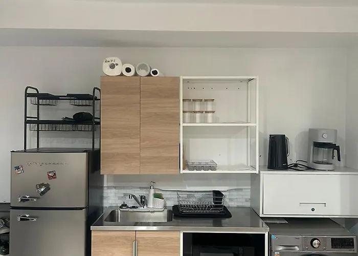 Charming One Bedroom Near Jbab